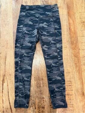 L I N C Camo High-Waist Leggings - Black, Gray